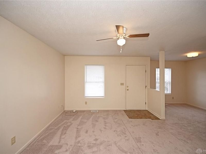 141 E McKinley Street, South Lebanon, OH 45065 Photo 7