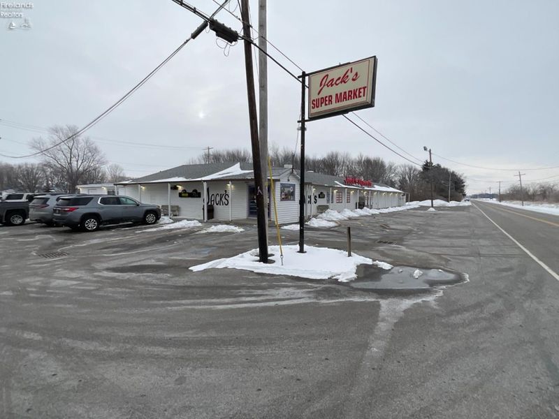 56 N Howard Road, Curtice, OH 43412 Photo 2