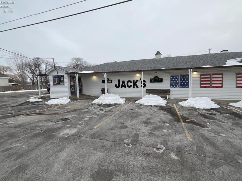 56 N Howard Road, Curtice, OH 43412 Photo 38