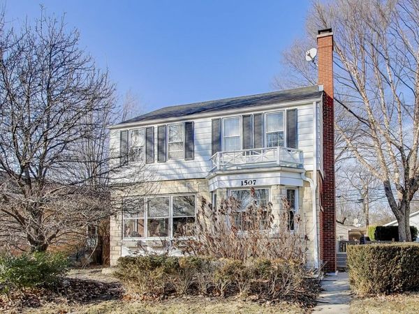 1507 Cleveland Street, Evanston, IL 60202