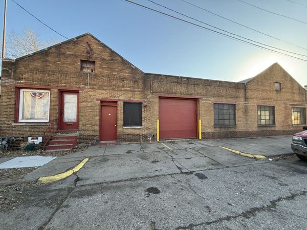 1539 W 2nd Street, Davenport, IA 52802