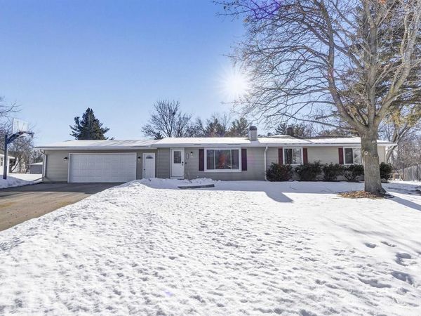 313 STEVEN COURT, Denmark, WI 54208