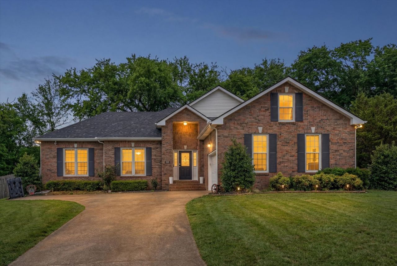 200 Cheshire Rd, Clarksville, TN 37043 Main Photo