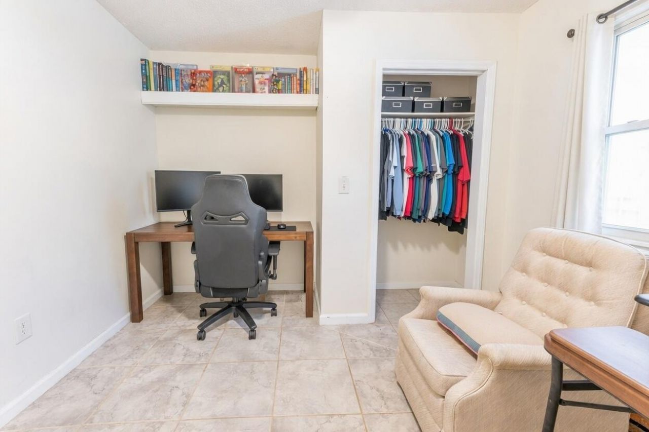 413 S Pandora Drive Photo 15