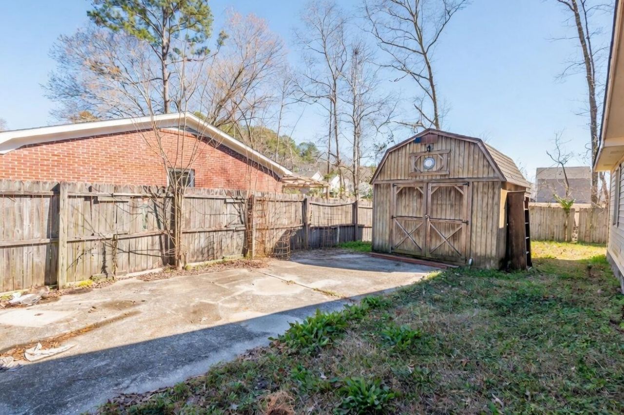 413 S Pandora Drive Photo 28