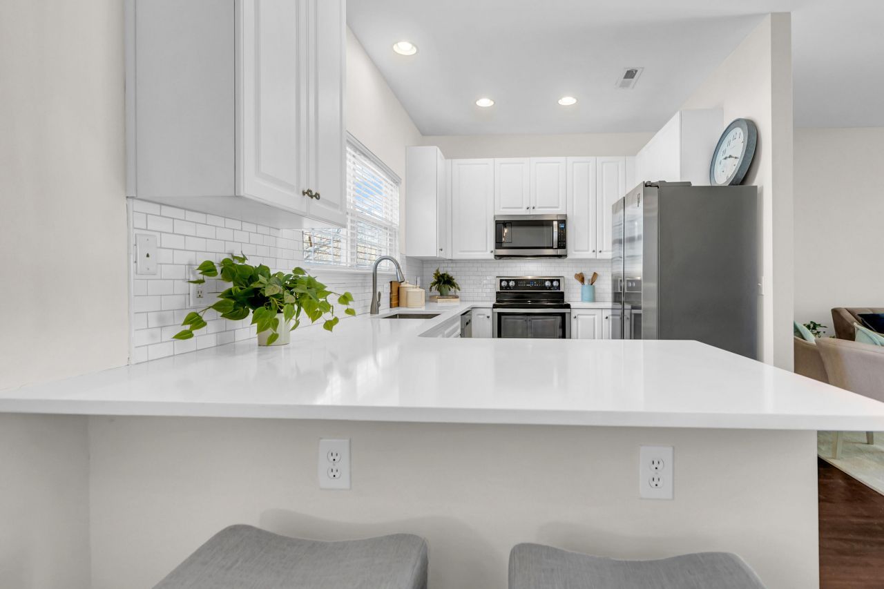 4088 Babbitt Street Photo 14