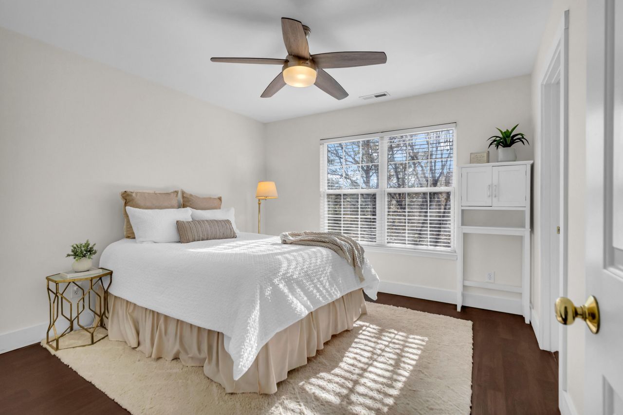 4088 Babbitt Street Photo 18