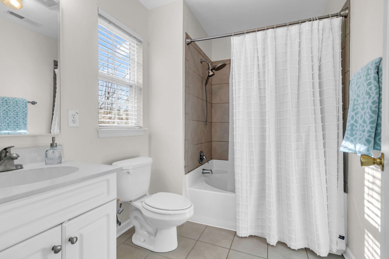 4088 Babbitt Street Photo 20