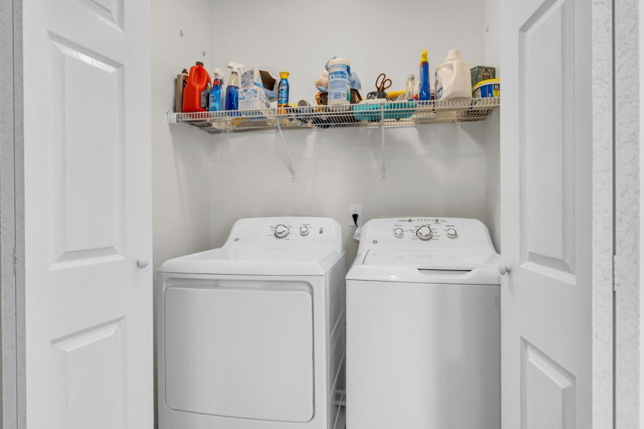 4088 Babbitt Street Photo 24