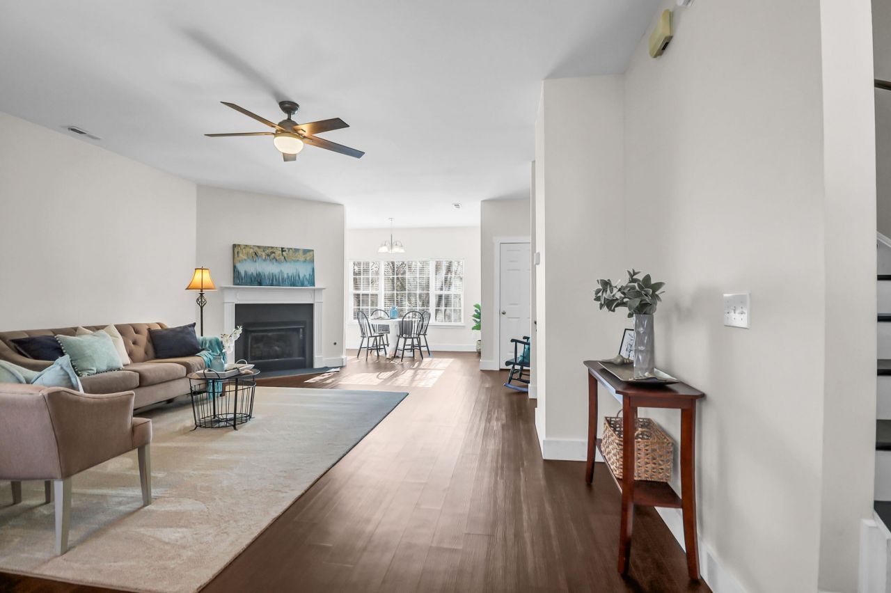 4088 Babbitt Street Photo 5