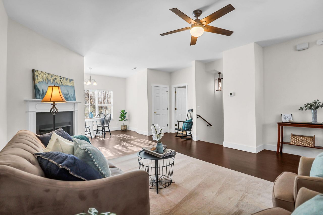 4088 Babbitt Street Photo 6