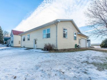 211 1st Street SE, Elbow Lake, MN 56531