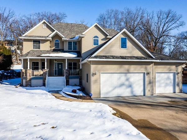 214 Galahad Place N, Hudson, WI 54016