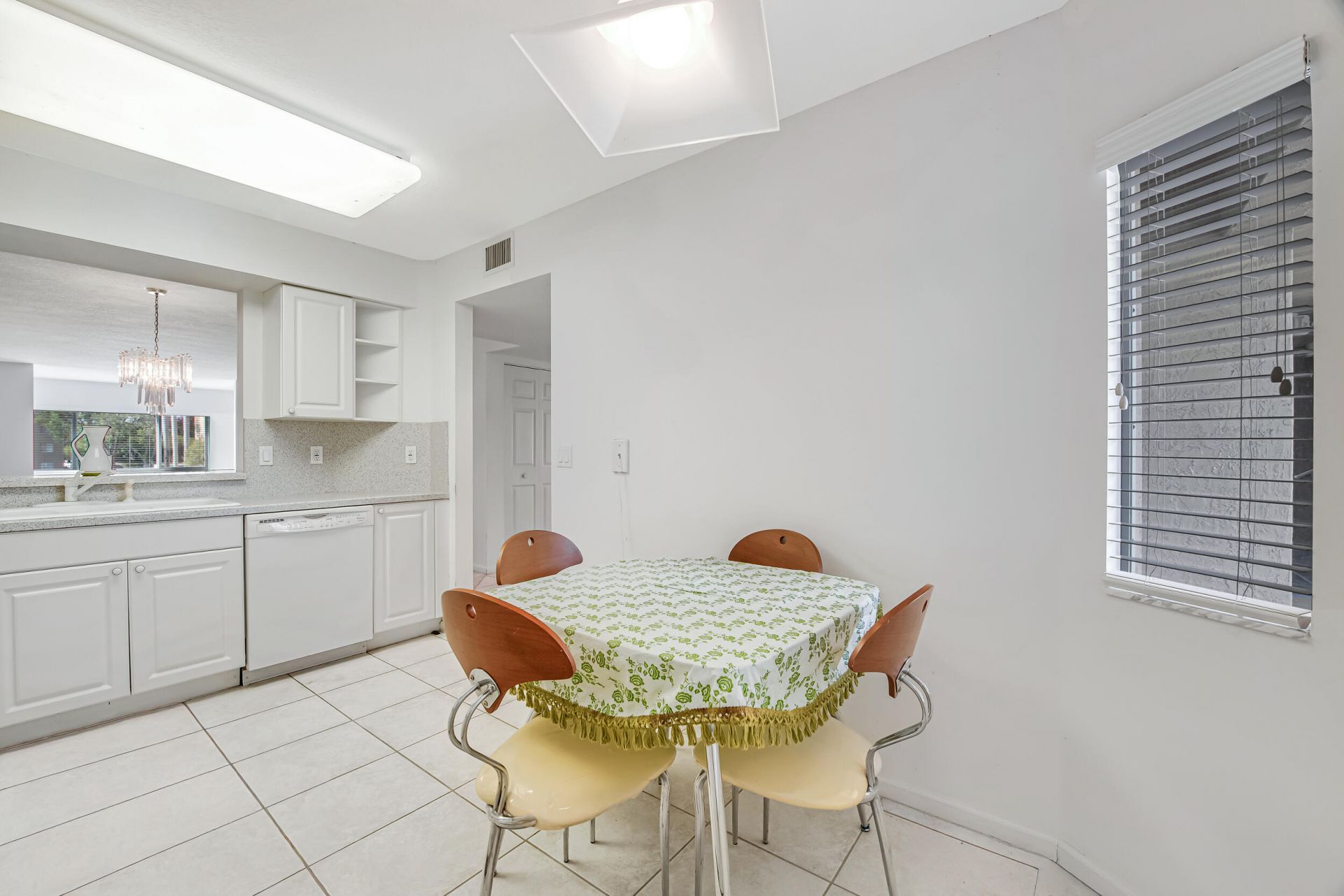 12565 Imperial Isle Drive, Unit 208, Boynton Beach, FL 33437 Photo