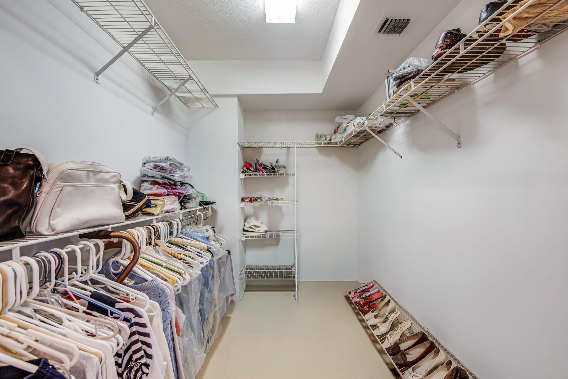 12565 Imperial Isle Drive, Unit 208, Boynton Beach, FL 33437 Photo