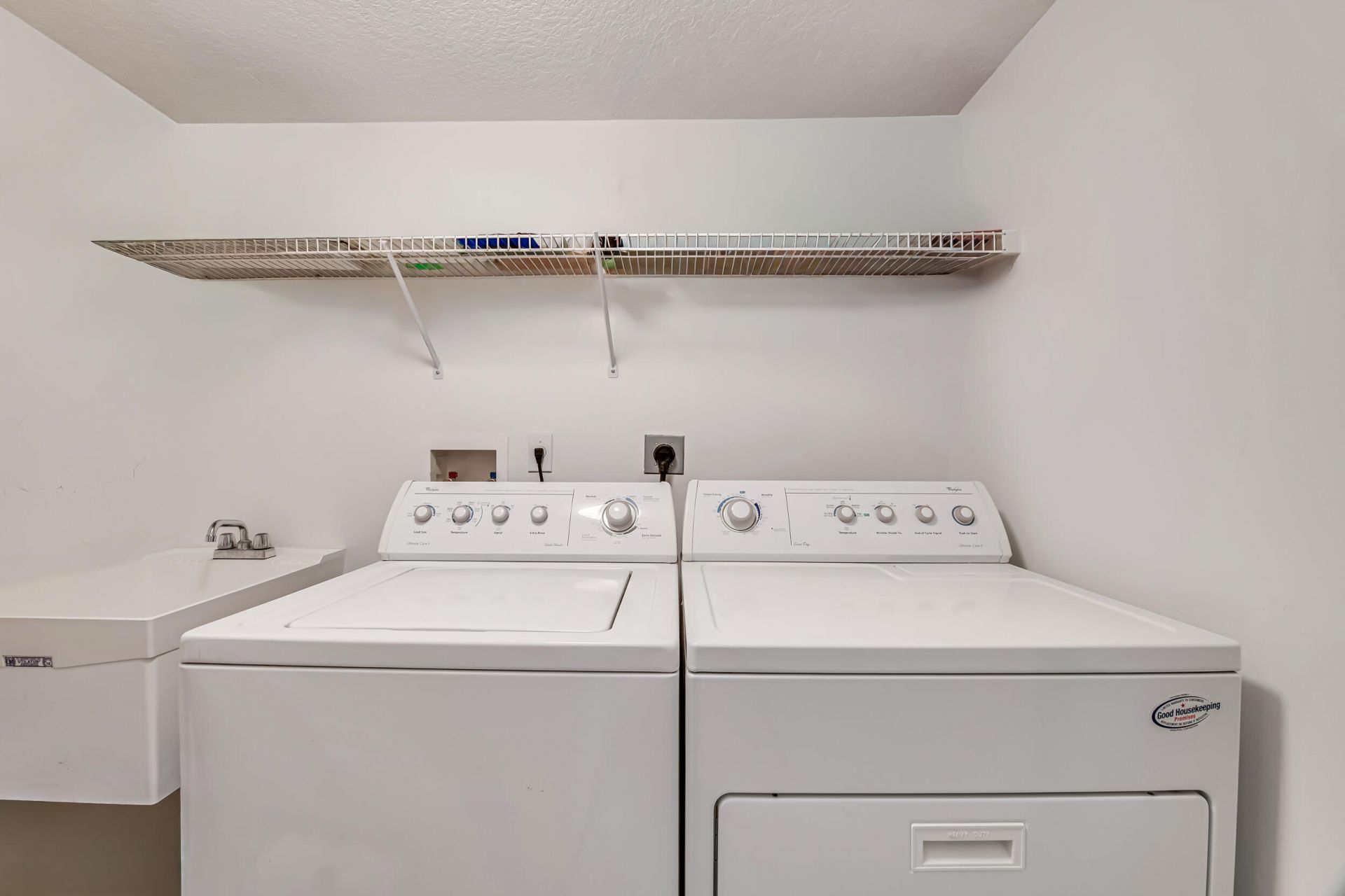 12565 Imperial Isle Drive, Unit 208, Boynton Beach, FL 33437 Photo