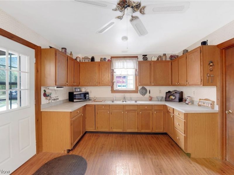38841 Detroit Road, Avon, OH 44011 Photo 12