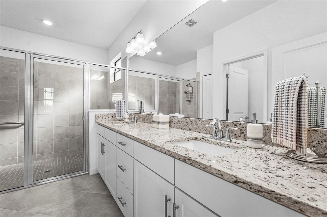 15351 Serene Shores Loop, Lakewood Ranch, FL 34211 Photo