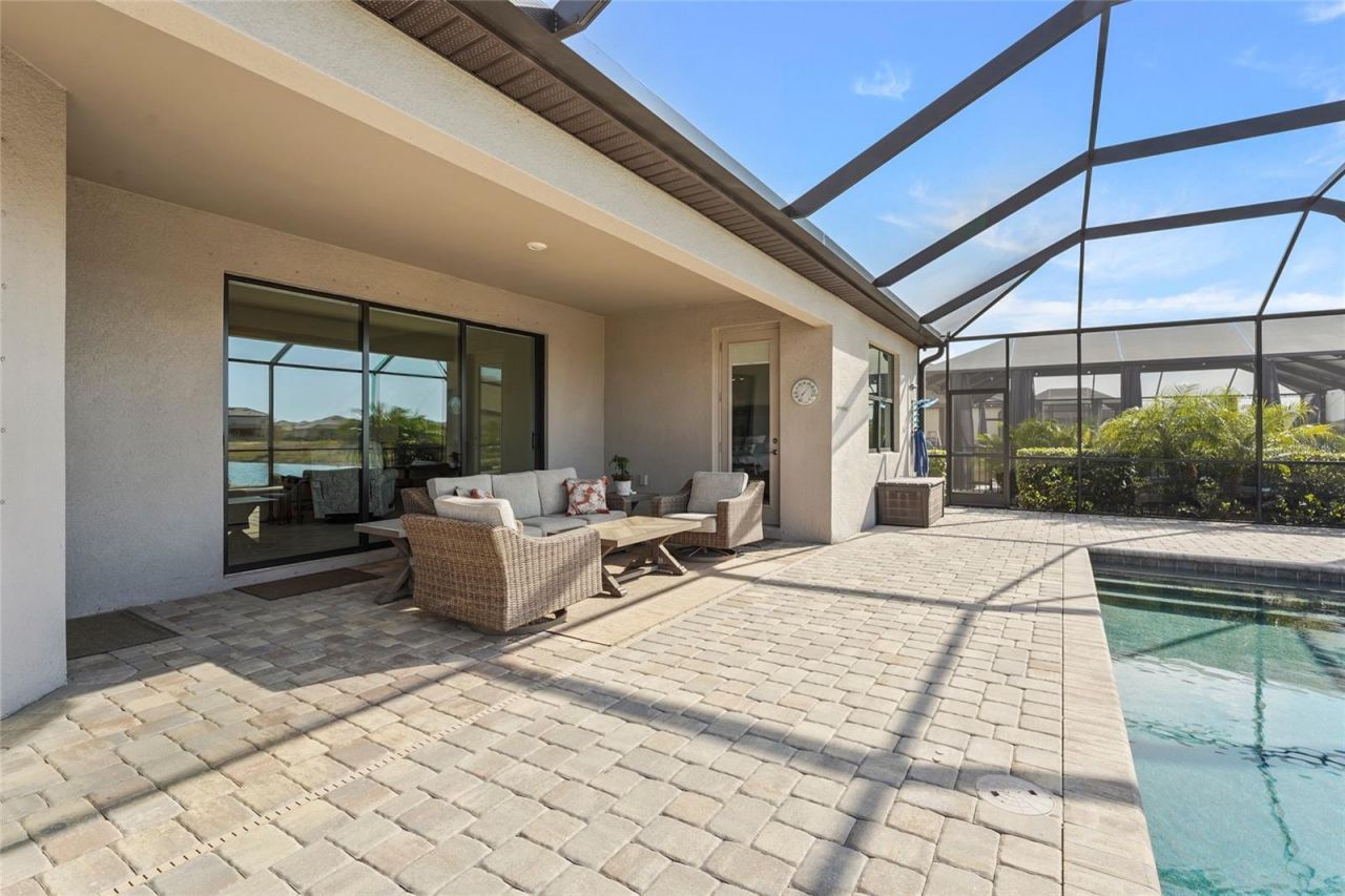 15351 Serene Shores Loop, Lakewood Ranch, FL 34211 Photo