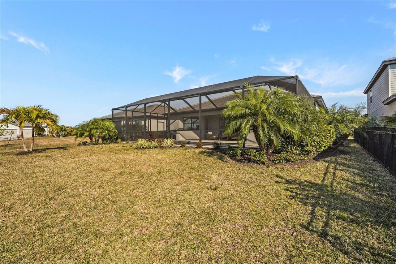 15351 Serene Shores Loop, Lakewood Ranch, FL 34211 Photo