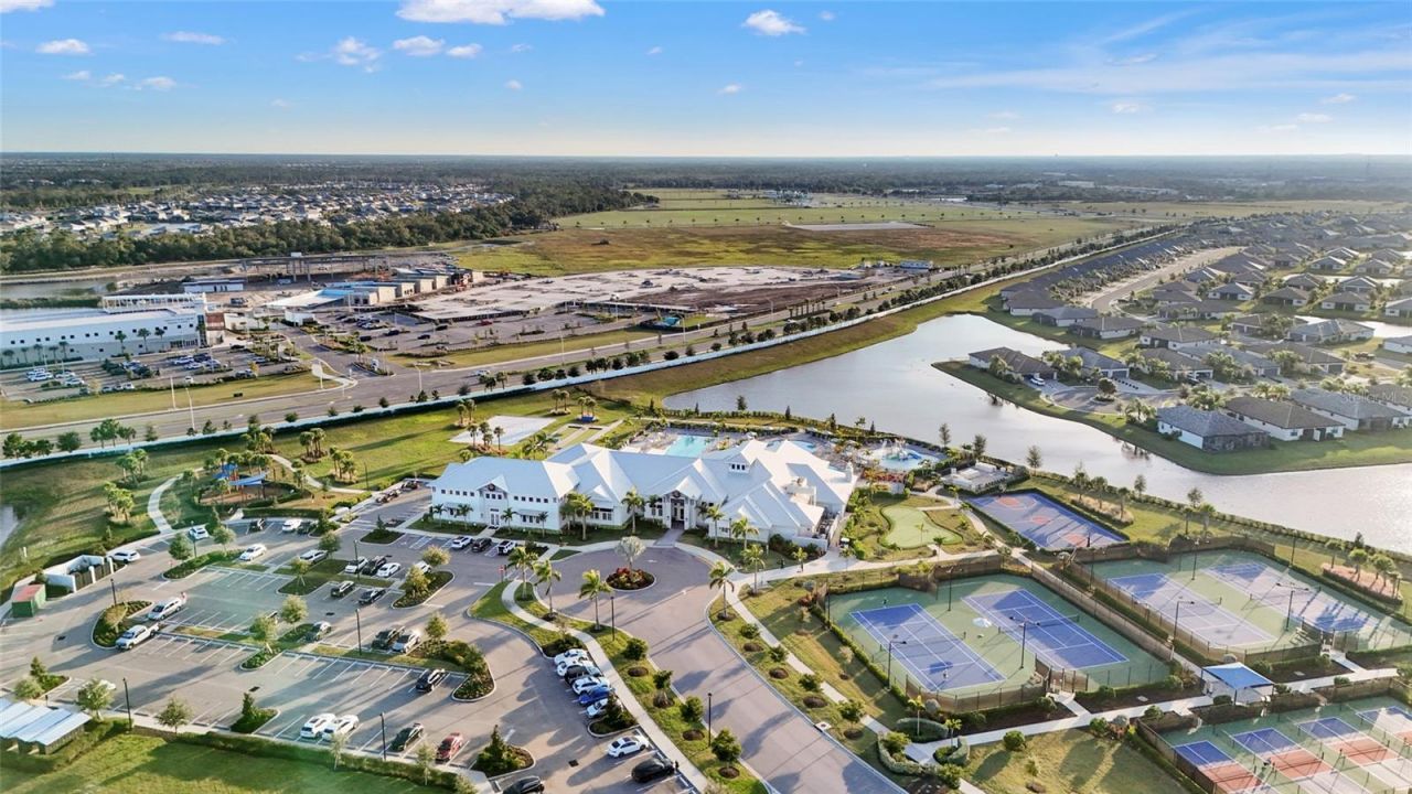 15351 Serene Shores Loop, Lakewood Ranch, FL 34211 Photo