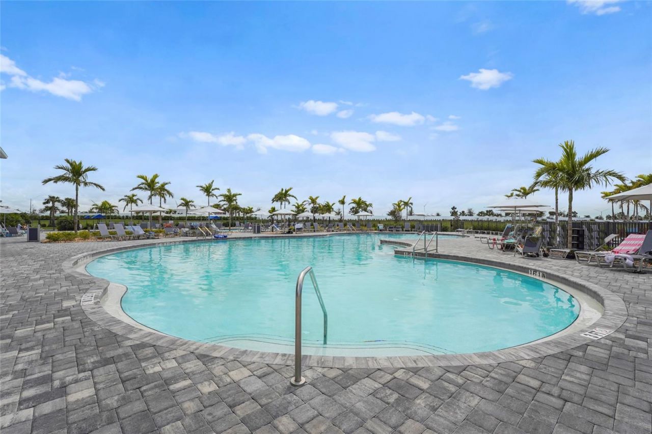 15351 Serene Shores Loop, Lakewood Ranch, FL 34211 Photo