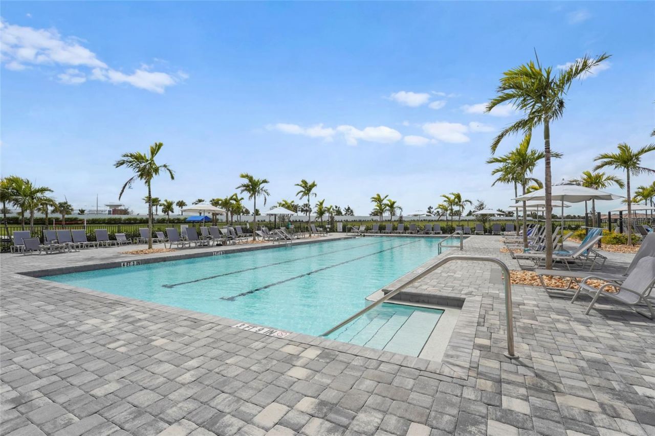 15351 Serene Shores Loop, Lakewood Ranch, FL 34211 Photo