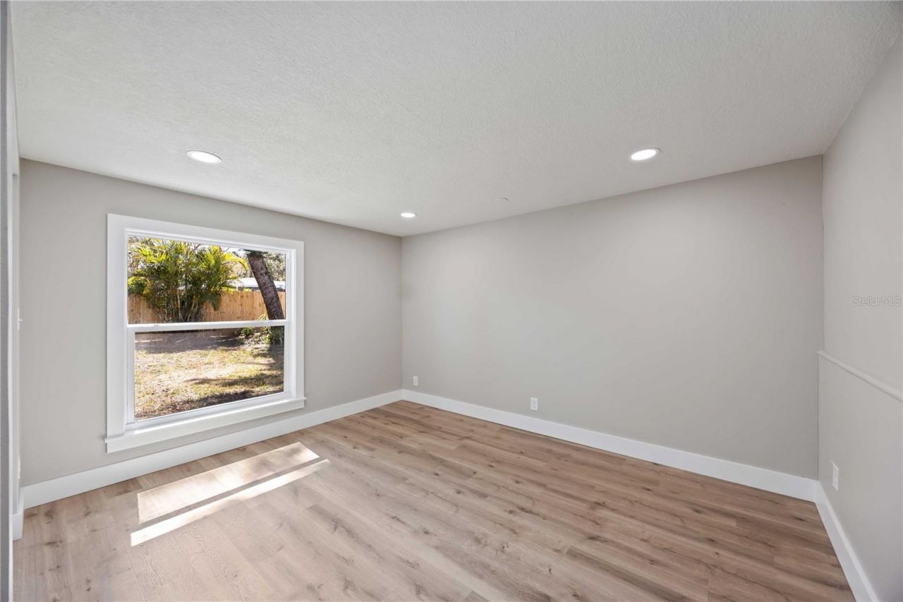 2770 Wood Street, Sarasota, FL 34237 Photo