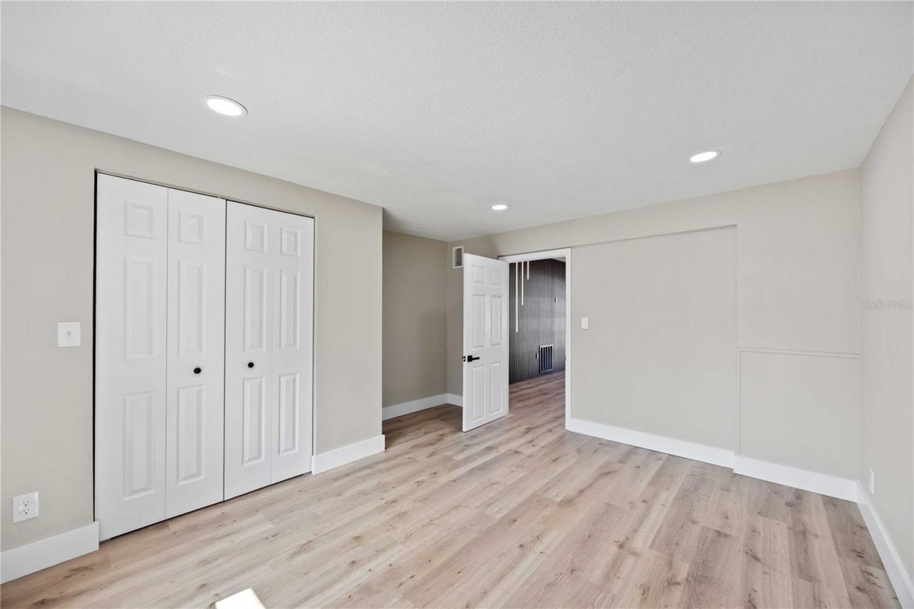 2770 Wood Street, Sarasota, FL 34237 Photo