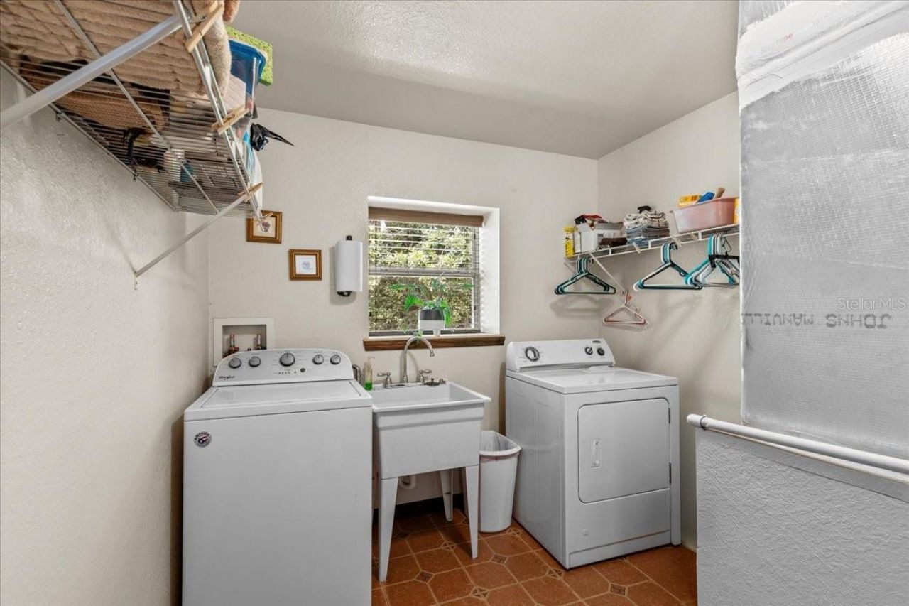 303/305 NE 290th Avenue, Old Town, FL 32680 Photo