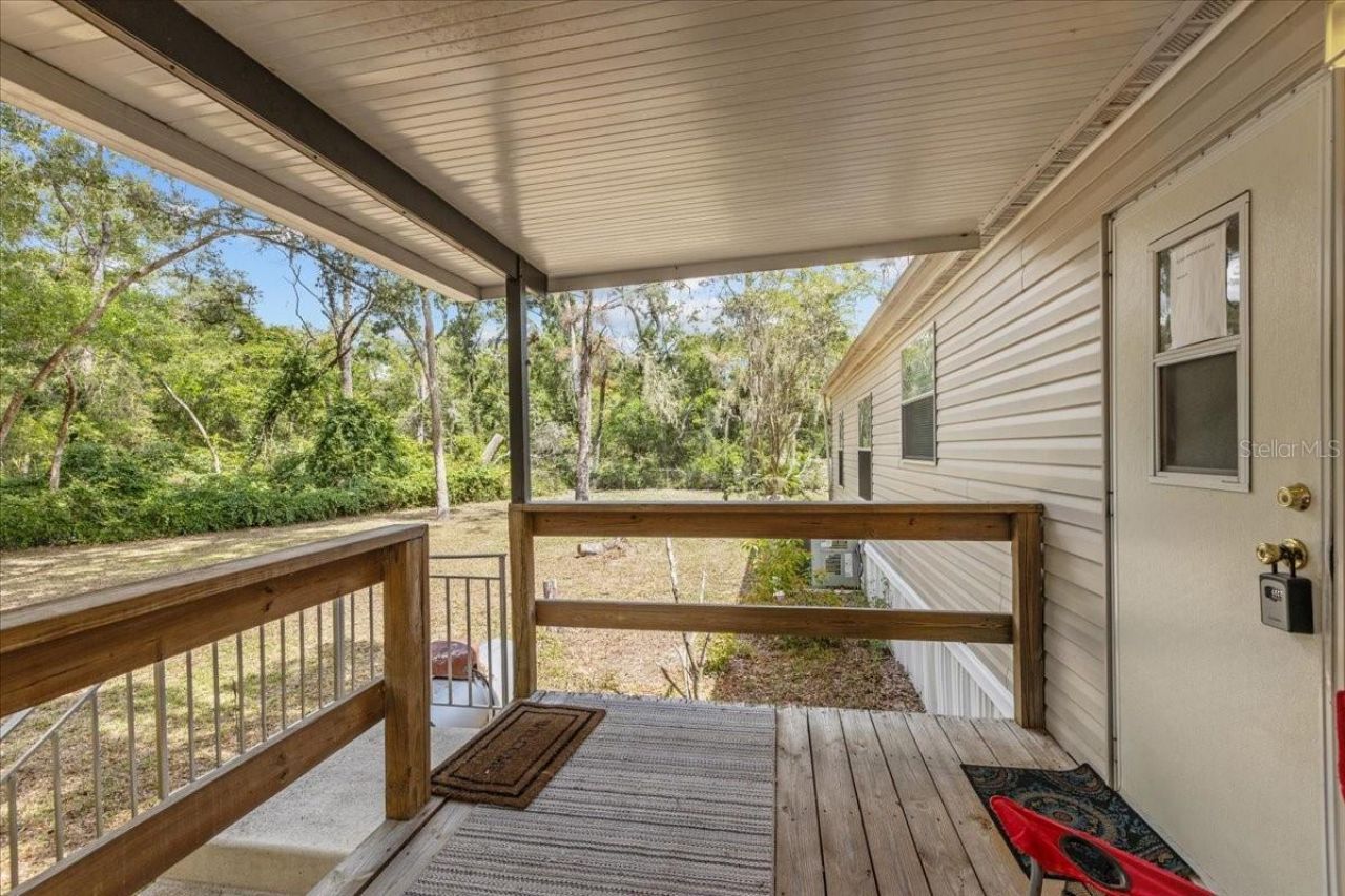 303/305 NE 290th Avenue, Old Town, FL 32680 Photo