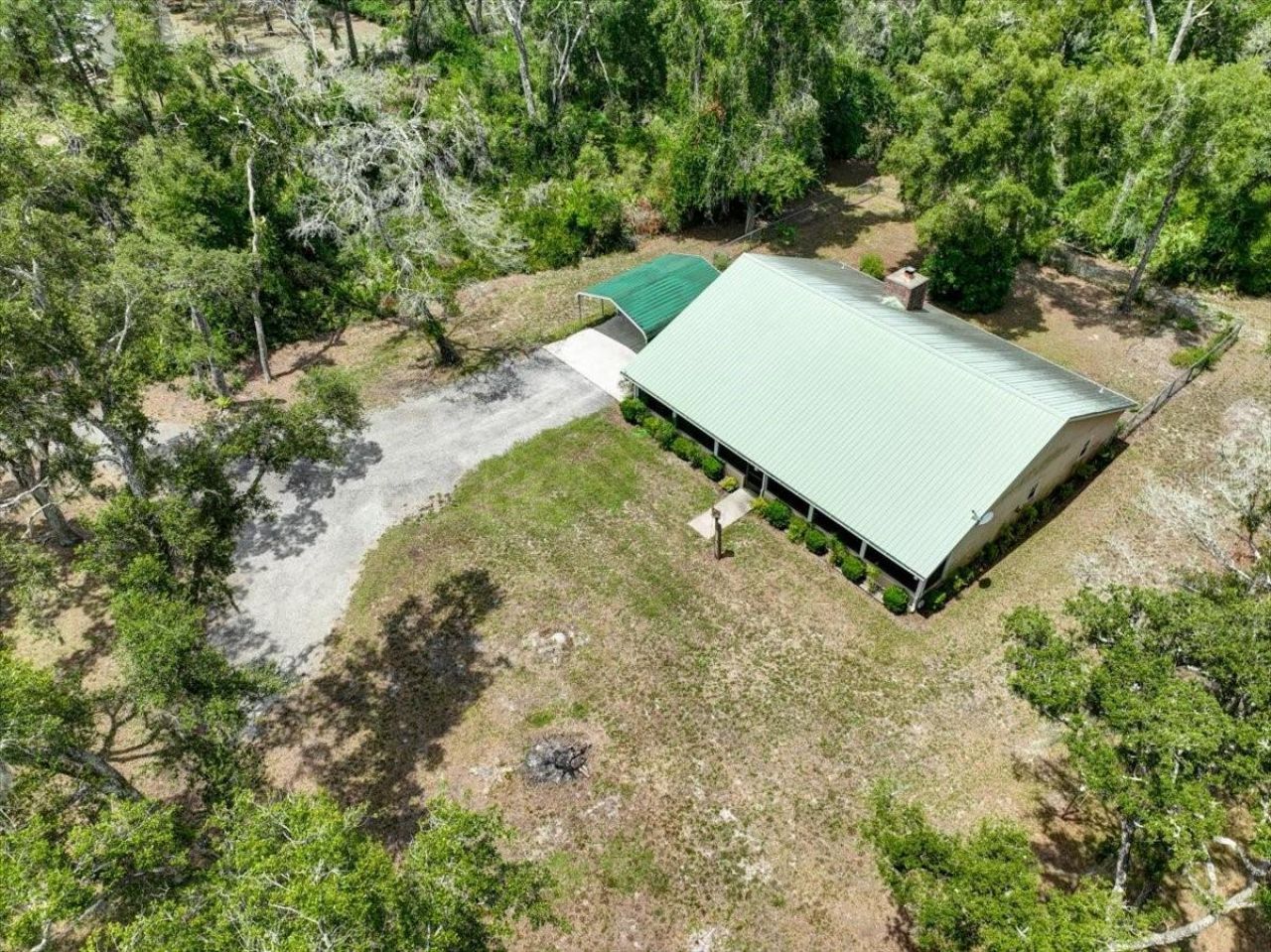 303/305 NE 290th Avenue, Old Town, FL 32680 Photo