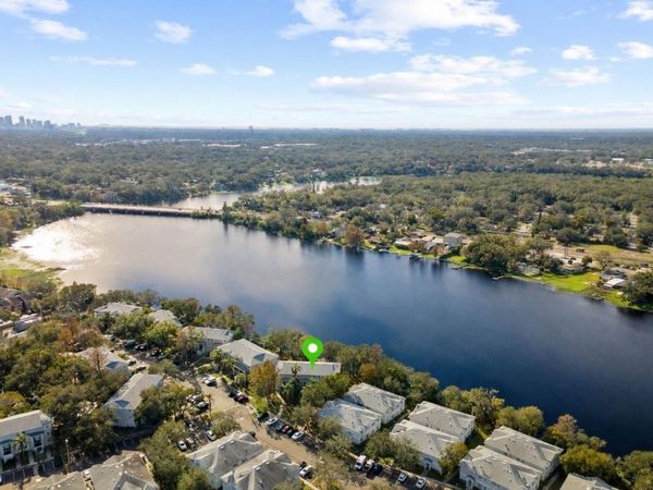 7240 E BANK DRIVE, Unit 204, TAMPA, FL 33617