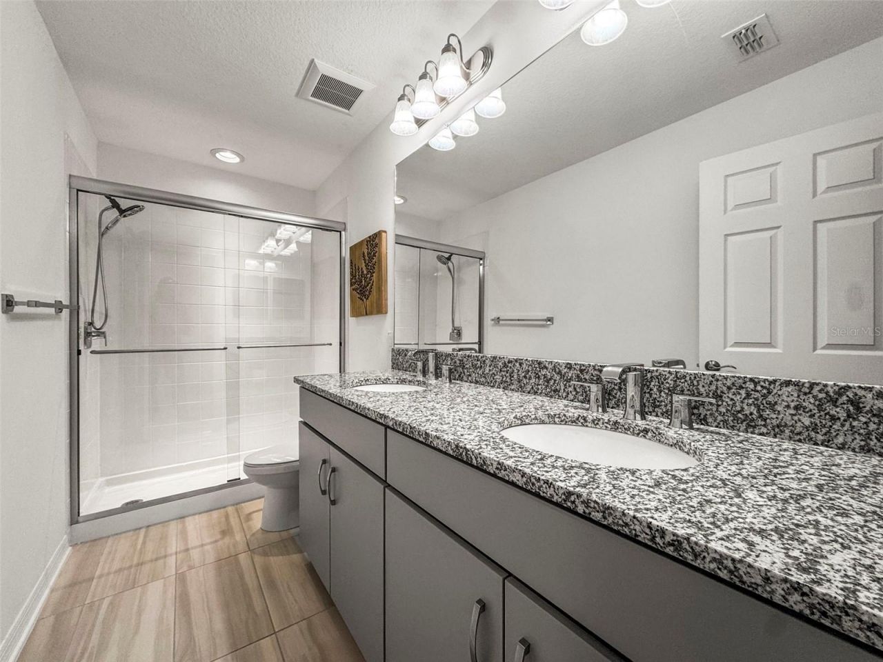 33260 Kateland Drive, Wesley Chapel, FL 33545 Photo