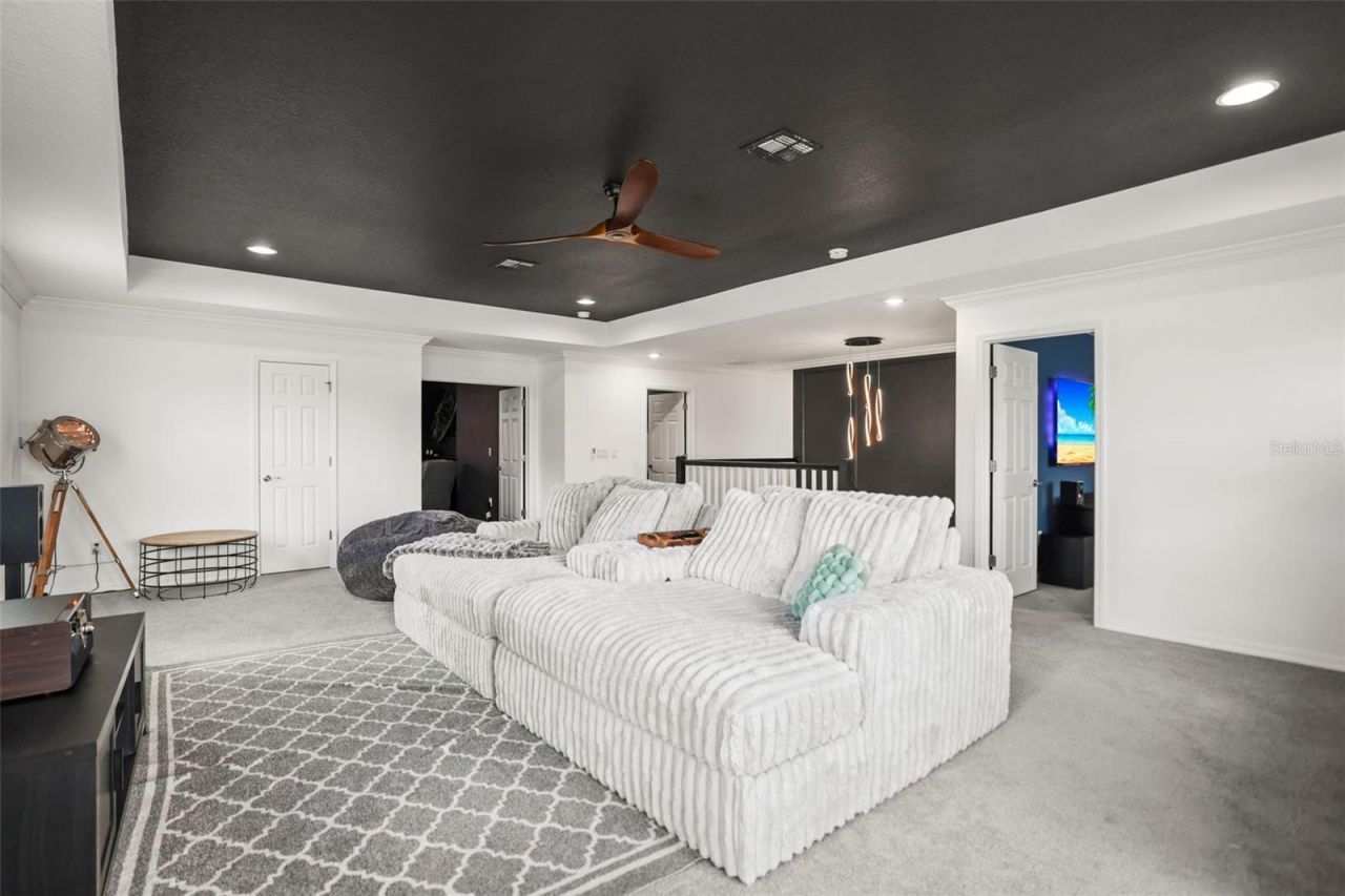 33260 Kateland Drive, Wesley Chapel, FL 33545 Photo