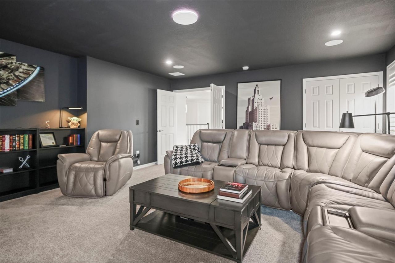 33260 Kateland Drive, Wesley Chapel, FL 33545 Photo