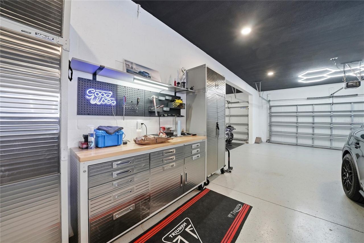 33260 Kateland Drive, Wesley Chapel, FL 33545 Photo