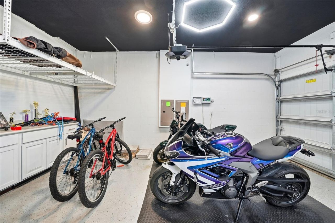 33260 Kateland Drive, Wesley Chapel, FL 33545 Photo