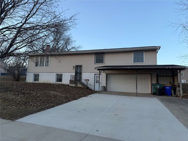 401 Main Street NW, Shellsburg, IA 52332