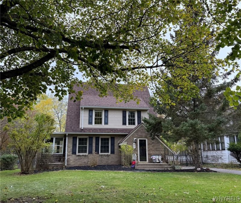 63 Columbia Drive, Buffalo, NY 14221 Main Photo