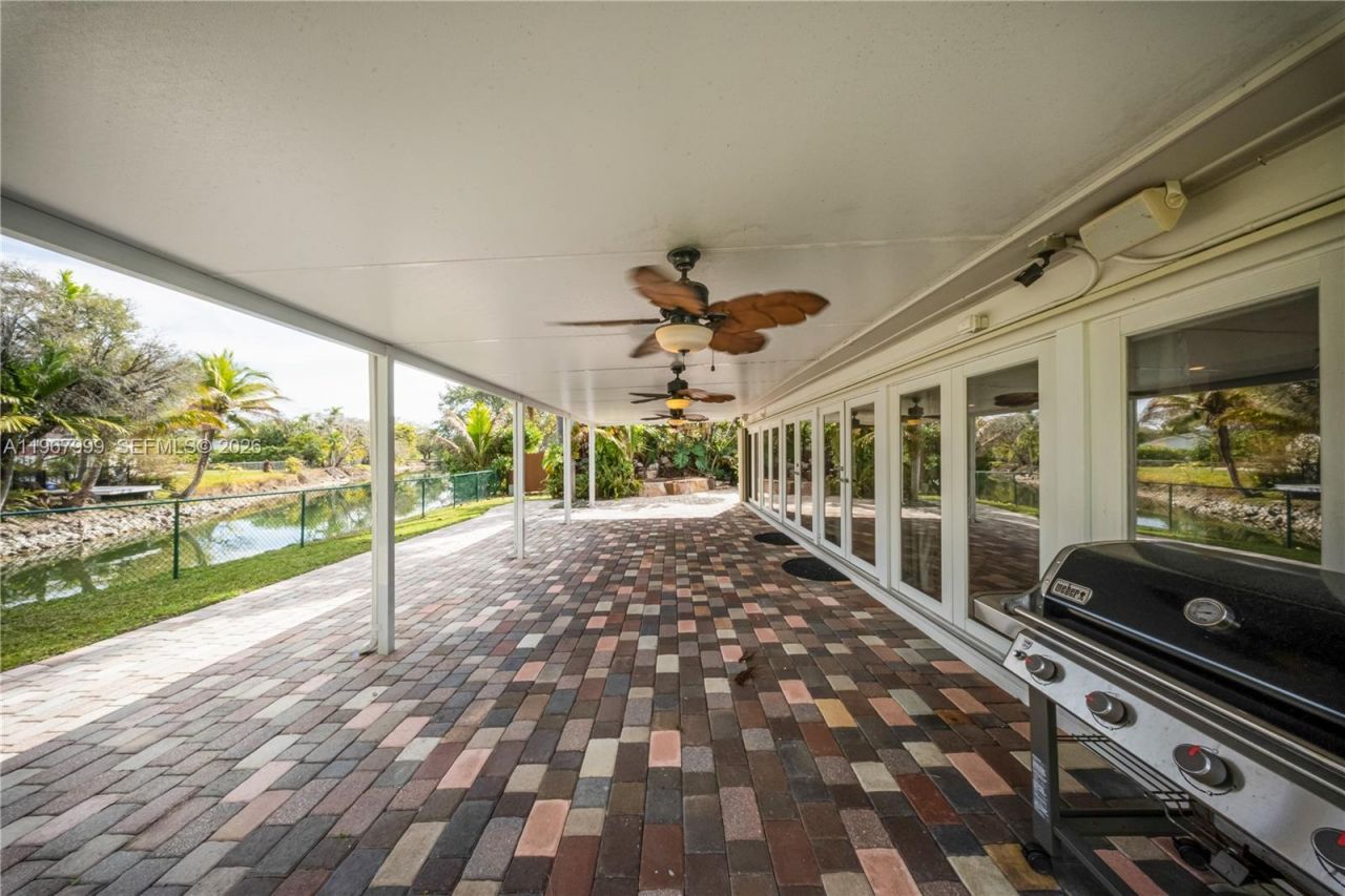 10485 SW 109th St, Miami, FL 33176 Photo