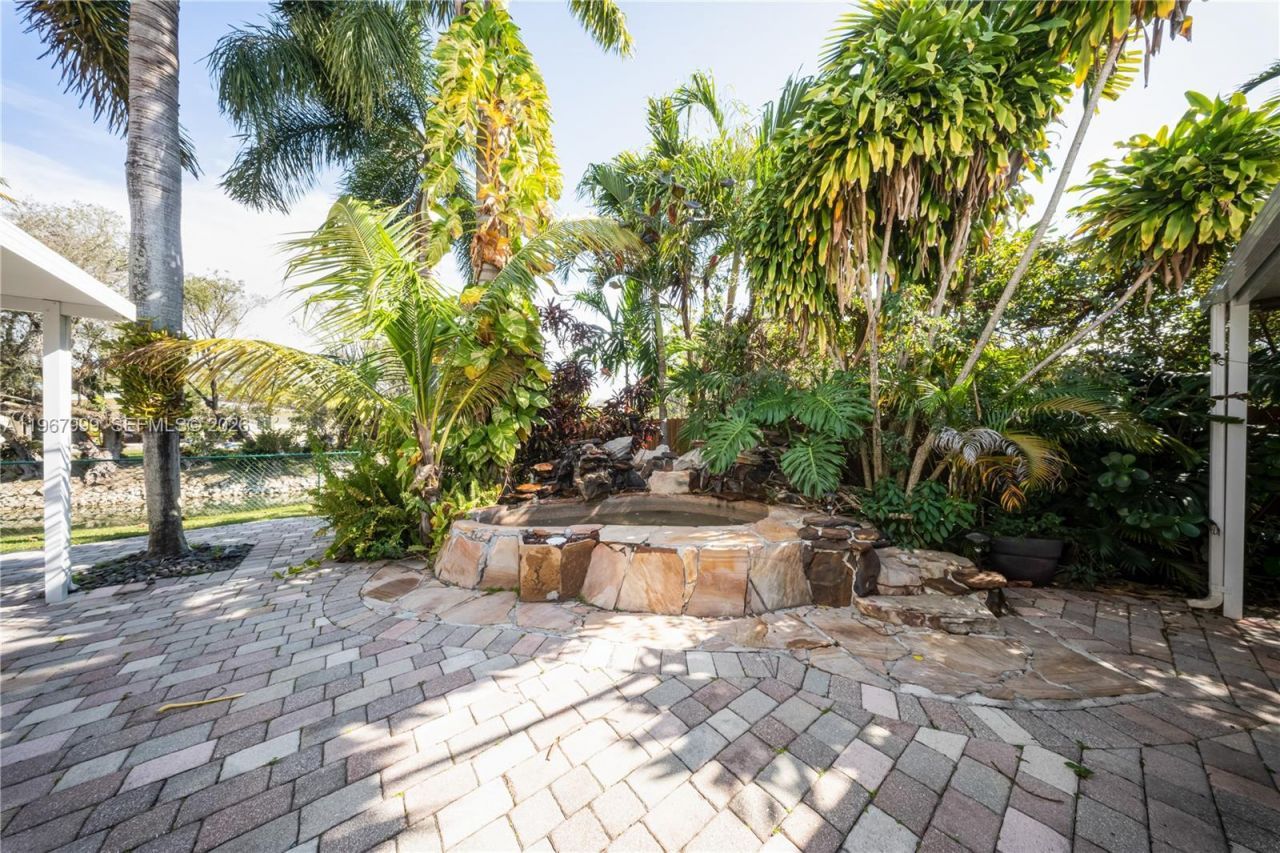 10485 SW 109th St, Miami, FL 33176 Photo