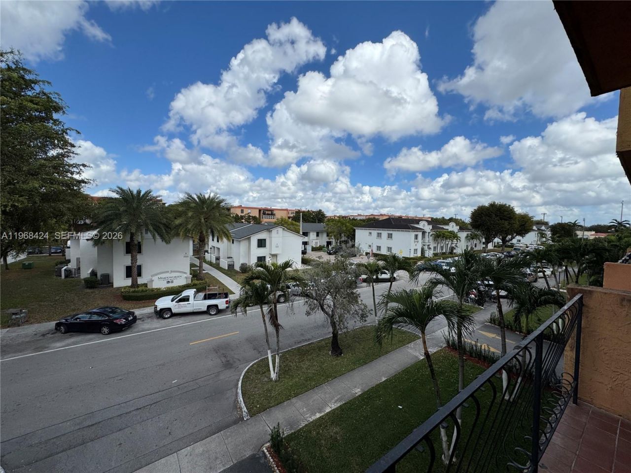 1900 W 54th St , Unit 219, Hialeah, FL 33012 Photo