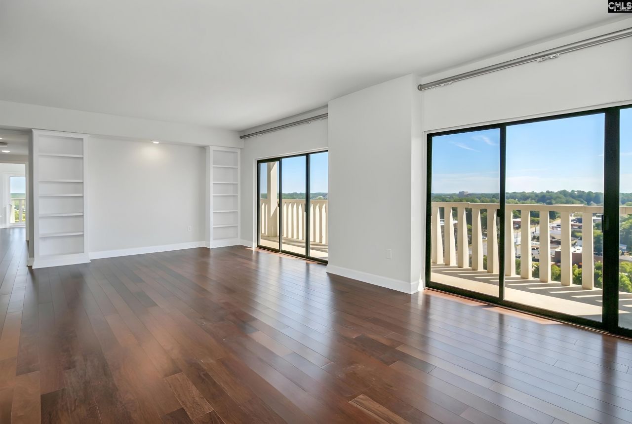 1829 Senate Street  Photo 10