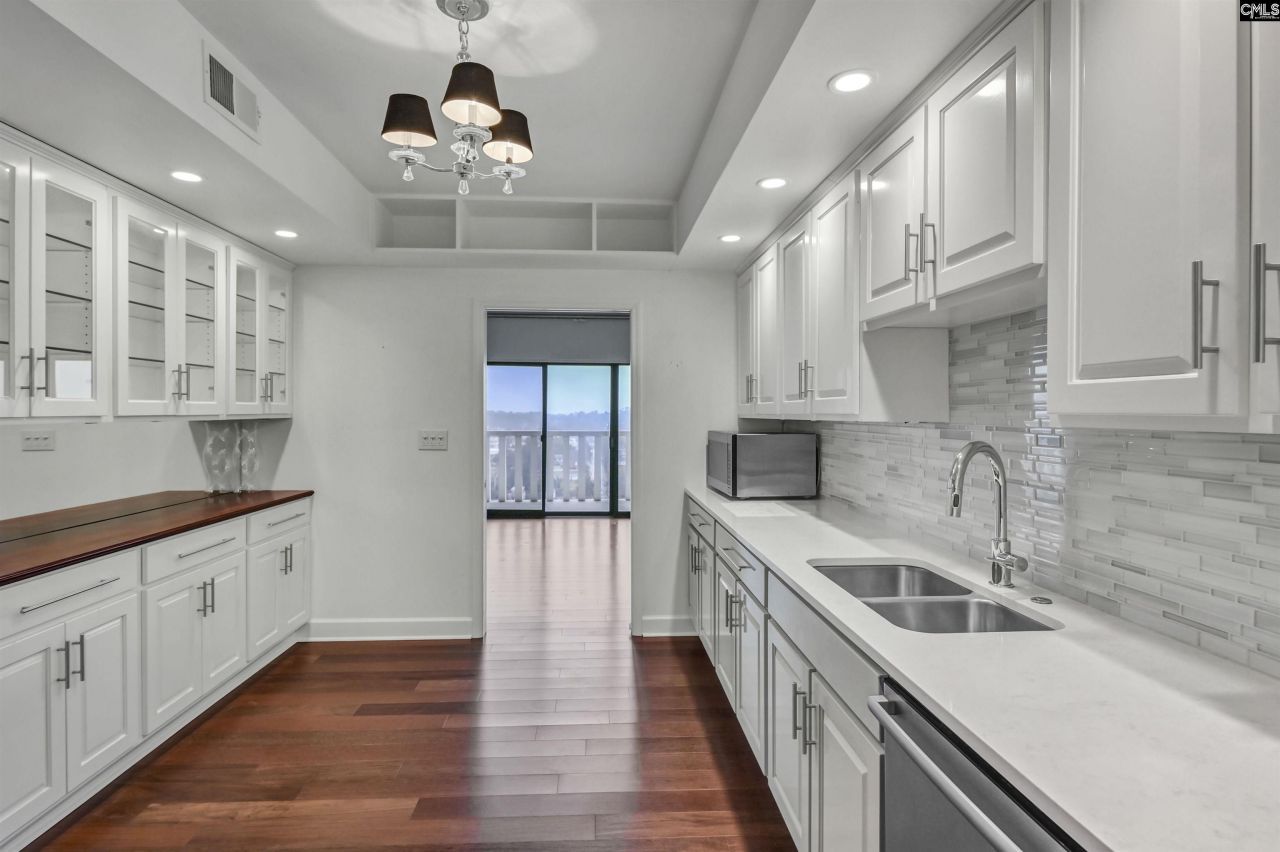 1829 Senate Street  Photo 20