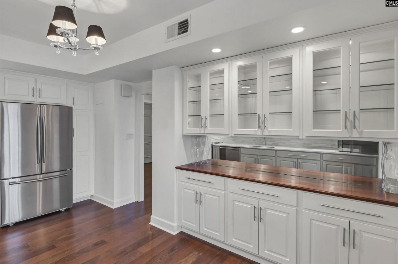 1829 Senate Street  Photo 22