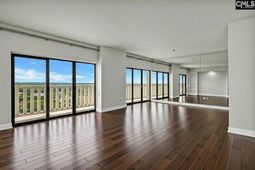 1829 Senate Street  photo 4