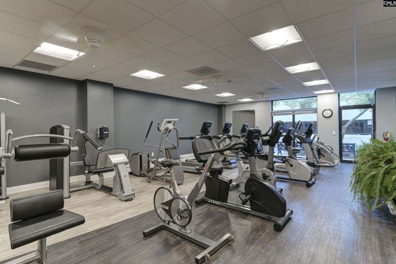 1829 Senate Street  Photo 53