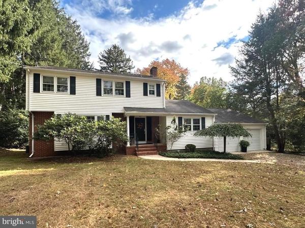 11 MOUNTAIN VIEW, EWING, NJ 08628
