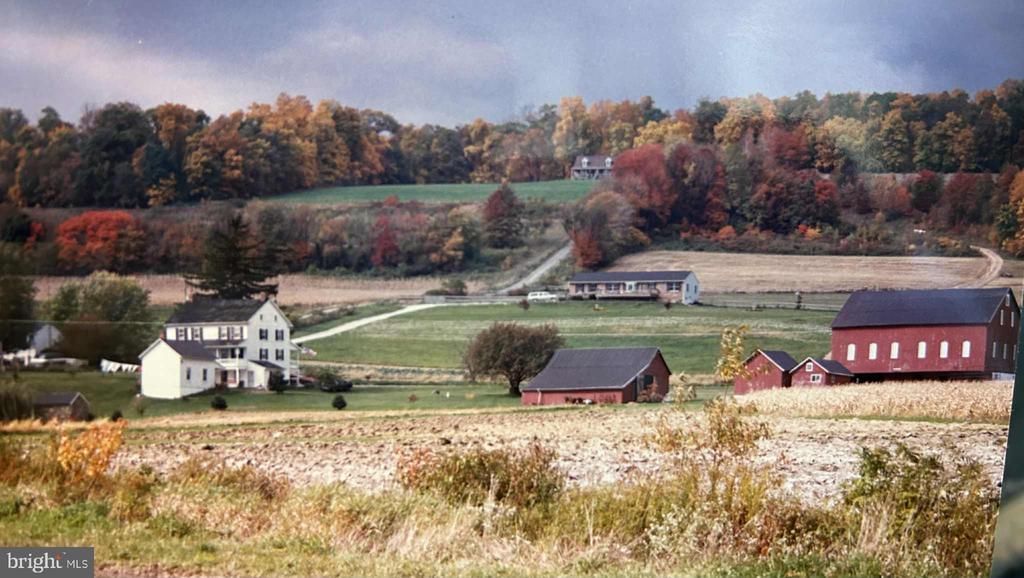 4859 GLENVILLE ROAD, GLEN ROCK, PA 17327